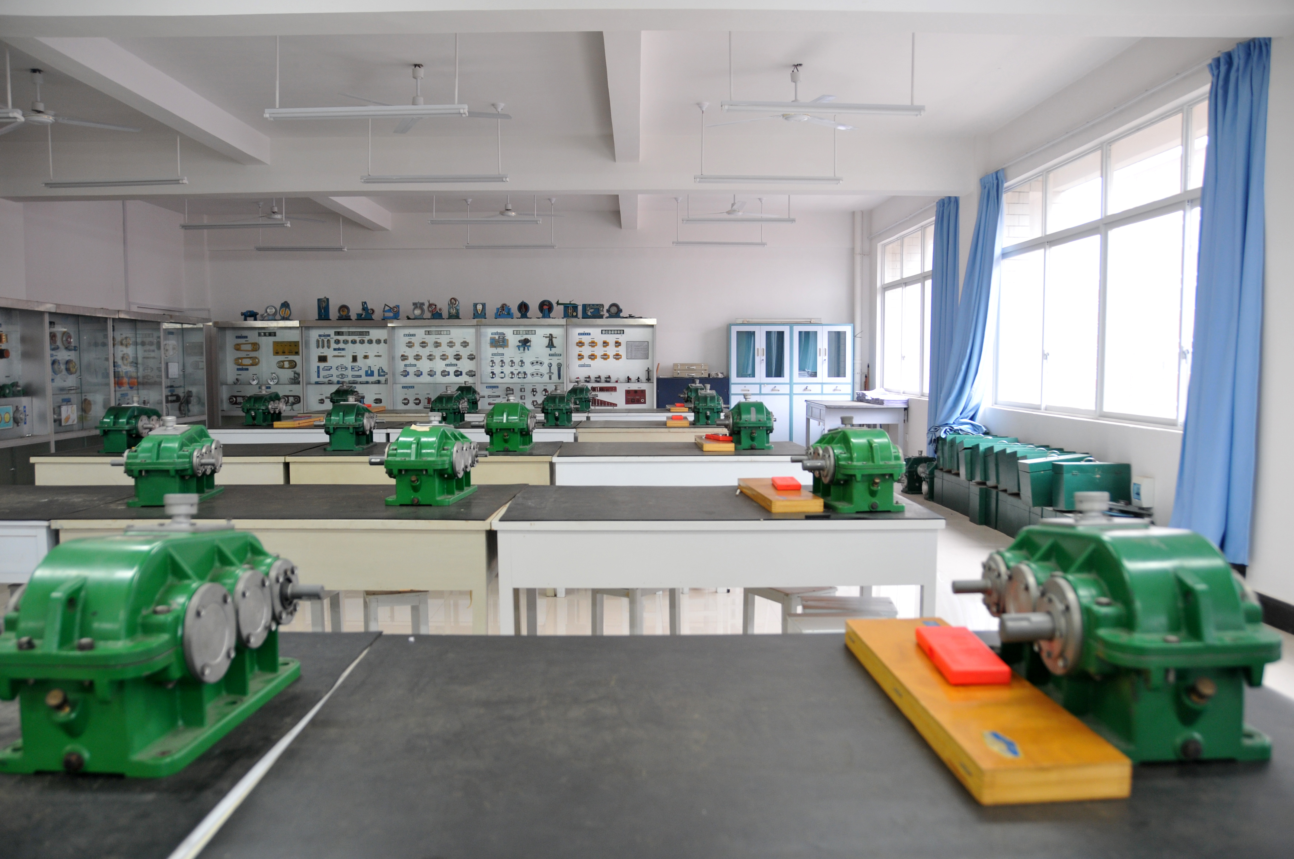 机械零件实验室